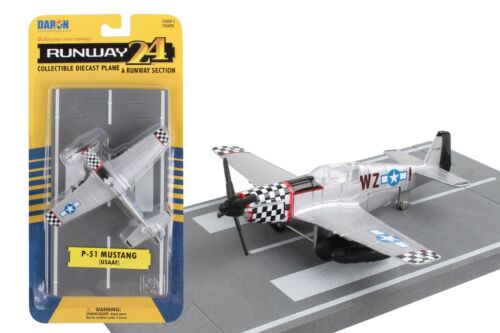 Daron Runway24 P51D Silver Diecast vehicle\plane 57876