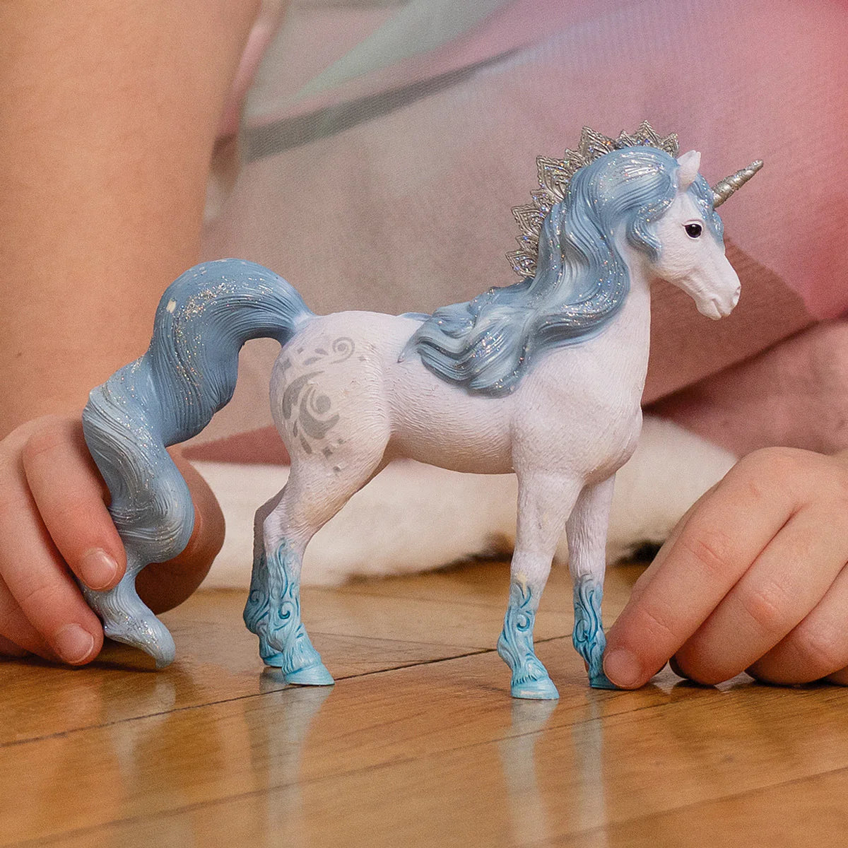 Bayala 70823 Flowy Unicorn Mare toy figure Schleich 82536