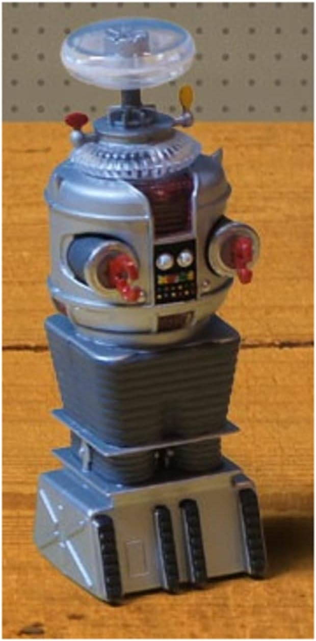 Lost In Space Mini 1:24 The Robot Toy Model Kit Moebius Models 01279