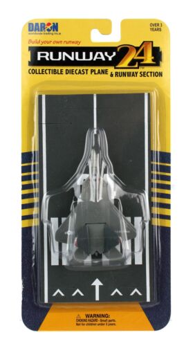 Daron Runway24 F22 Raptor Diecast vehicle\plane 57777