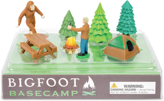 Bigfoot Basecamp Micro-Cryptozoology Novelty Mini Figure Set Accoutrements 30768