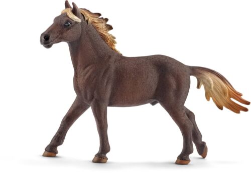 Farm World 13805 Mustang Stallion Figure Schleich 38056