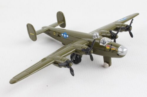 Daron Runway24 B-24 Liberator Olive Diecast vehicle\plane 57586