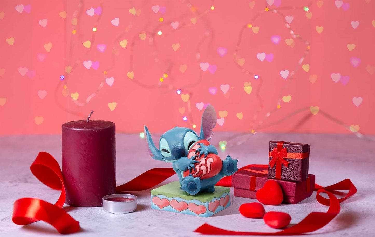 Disney Traditions Stitch Hugging Heart Struck Figurine Enesco 82002